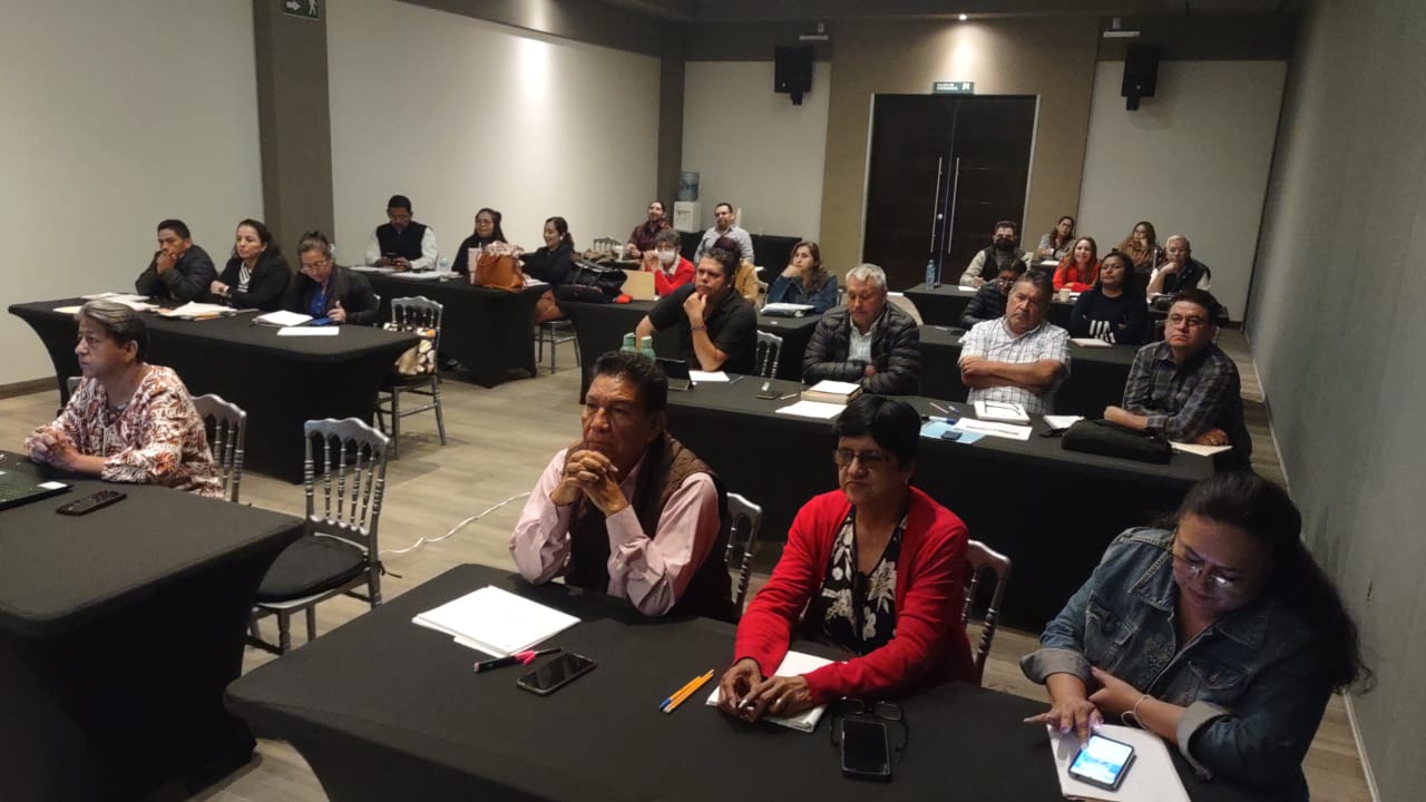 Impartió IHE taller de compresión lectora para docentes de Telesecundaria (2)