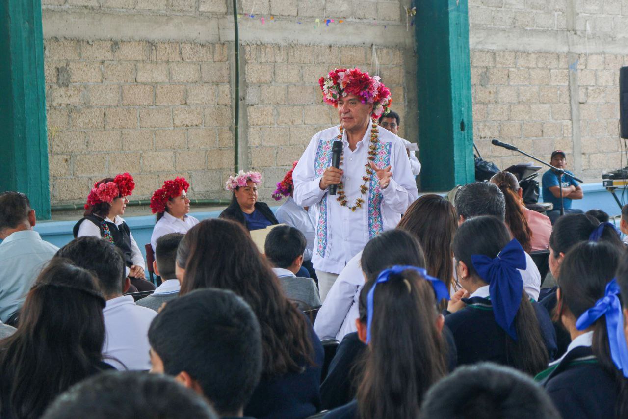 Lleva IHE jornada de prevención de adicciones en escuelas de Eloxochitlán